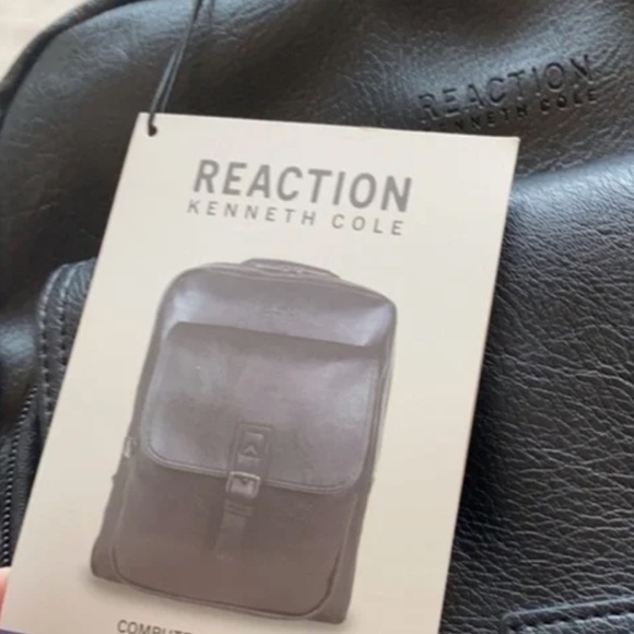 NWT BLACK KENNETH COLE "MODERN PACK-NOLOGY" BACKPACK - Picture 6 of 8